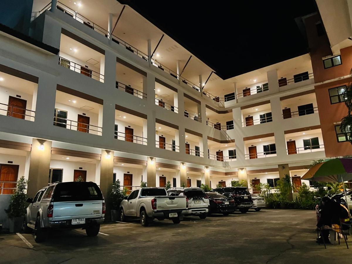Jj Palace เจเจ พาเลซ Ban Si Than Dış mekan fotoğraf
